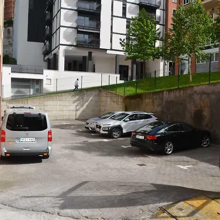 Silken Sirimiri 3* ビルバオ