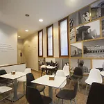 Отель Silken Sirimiri 3*