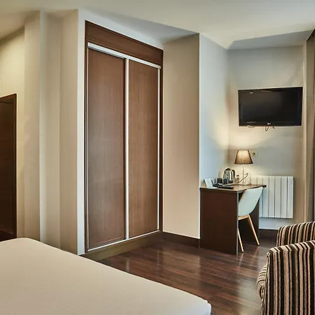 Silken Sirimiri Отель 3*