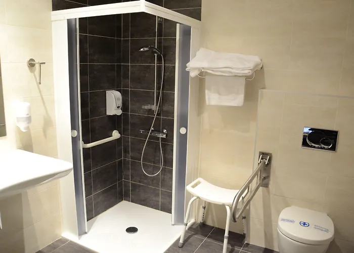 酒店 Silken Sirimiri 3*