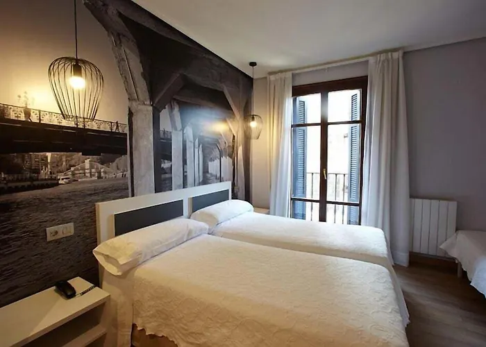 Silken Sirimiri 酒店