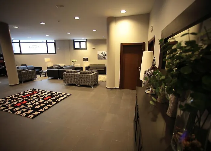 Отель Silken Sirimiri