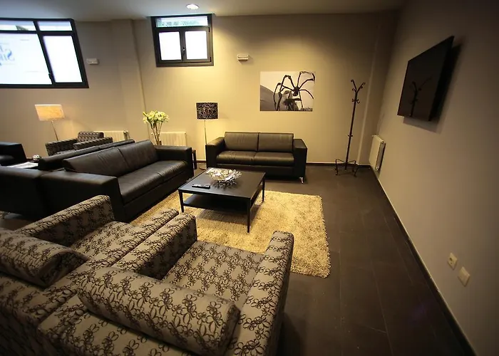 Отель Silken Sirimiri